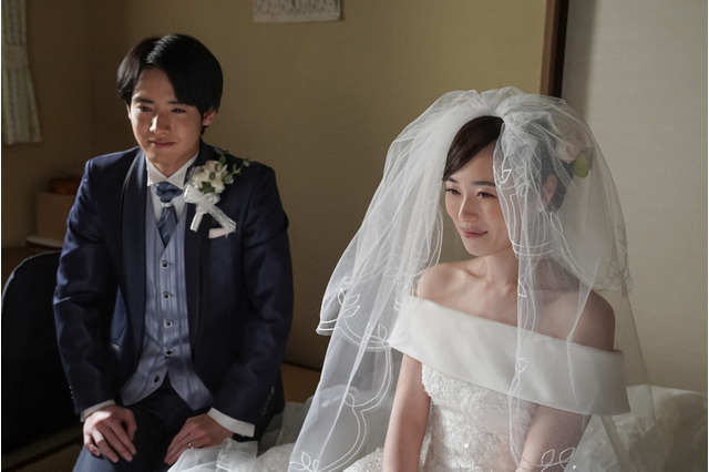 『舞いあがれ!』第97話、舞と貴司の結婚式オフショットに祝福の声殺到 画像