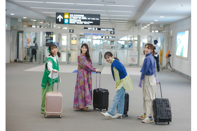 舞台は空港！TEAM SHACHI、旅のワクワク感つまったデジタル写真集発売！ 画像