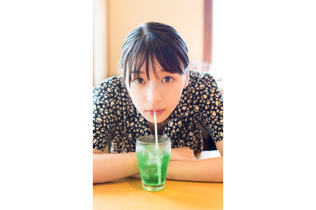 鳴海唯、夢の1st写真集発売決定！「等身大の姿が全て写っています！」 画像