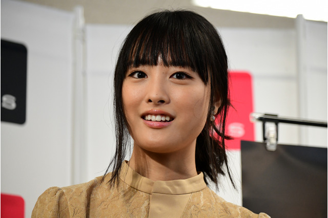 大友花恋、関西コレランウェイでピンクドール人形姿！？ 画像