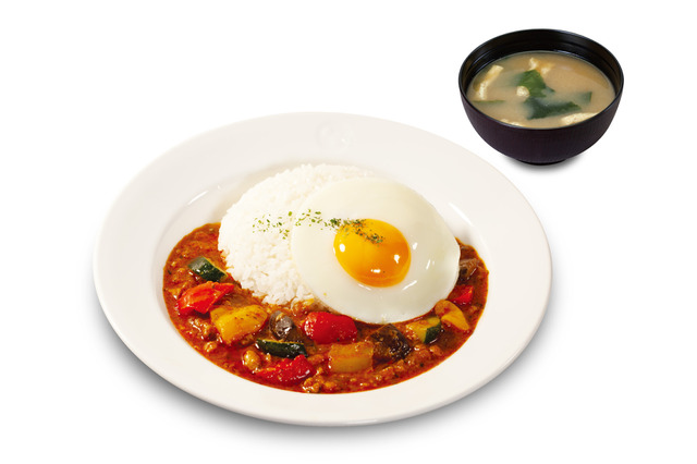 松屋、3種の「ガパオ」新発売！スパイシーな味わいが夏にぴったり 画像