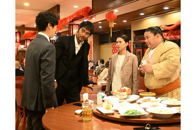 阿部寛、堺雅人に疑惑の目を向ける!それぞれの運命を繋ぐ鍵は壮絶なる“想い”.....日曜劇場『VIVANT』第5話 画像