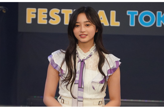 乃木坂46・井上和、母校で弓道着姿に!バナナマン「超かっこいい」 画像