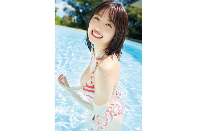 『FLASH』表紙の村島未悠、プールで水着弾ける「秋のMIYU祭り」開催！　 画像