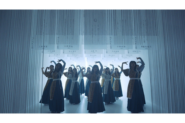 櫻坂46、展覧会「新せ界」会場で撮影した最新シングル「承認欲求」のパフォーマンス映像公開 画像