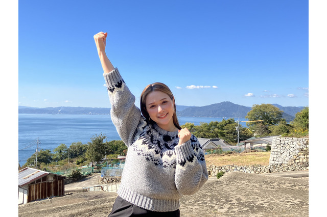 村重杏奈、広島県・江田島市を“おさんぽ旅”　オリーブ鑑定士もビックリの才能が？！ 画像