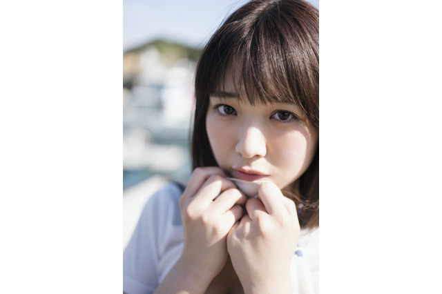 天野きき、19歳の誕生日に1st写真集『フロントメモリー』を発売 画像