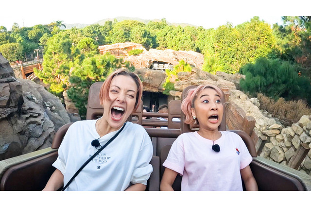 青山テルマ＆土屋アンナの“ディズニー大好きコンビ”が香港ディズニーランドを徹底リポート！ 画像