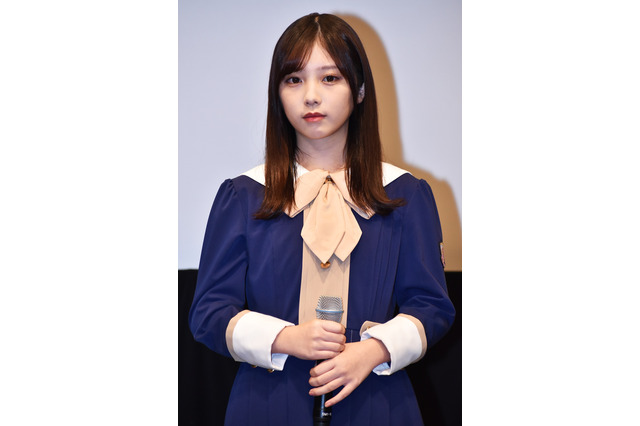 乃木坂46・与田祐希、大好きなウォンバットと触れ合い大興奮！ 画像