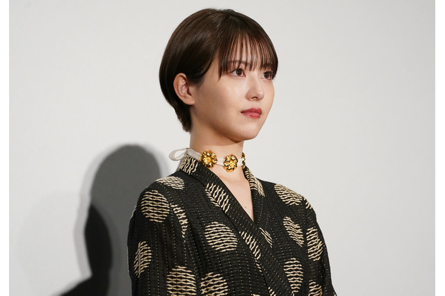 浜辺美波、映画『サイレントラブ』の役柄が難しかった理由告白 画像