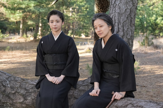 スズ子、梅吉の葬儀でキヌと再会!明日の『ブギウギ』第111話 画像