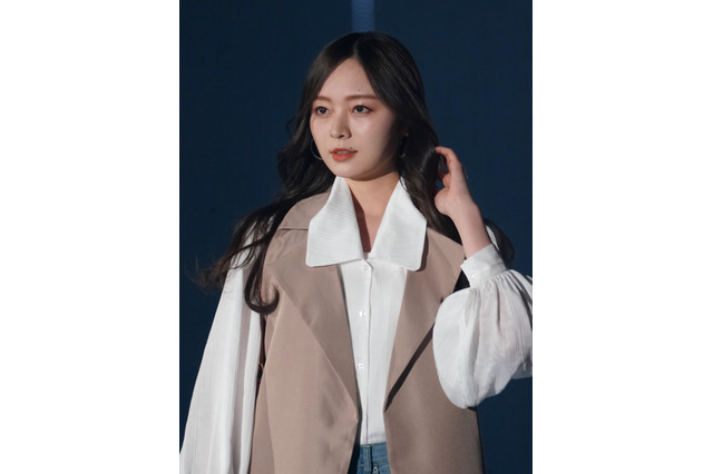 梅澤美波、雑誌『CLASSY.』レギュラーモデル就任！「オシャレの楽しさをたくさん提案できたらいいな」 画像