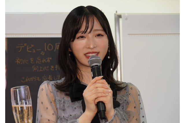 小栗有以、デビュー10周年を報告!「大人になりました」 画像
