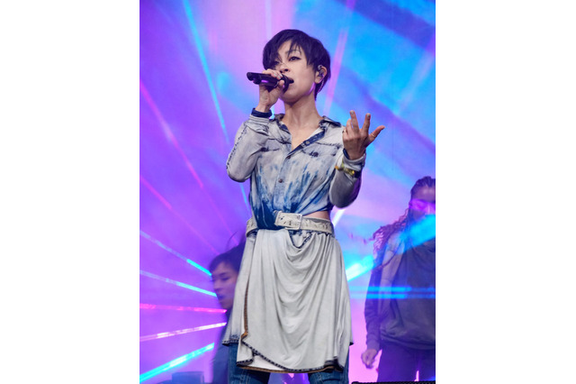 宇多田ヒカル、椎名林檎とは17歳から「いい友達」テレビ初共演も話題 画像