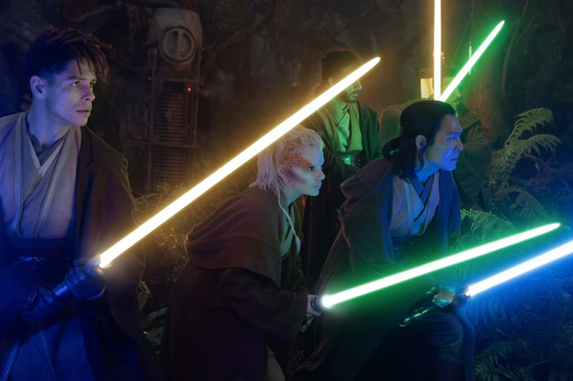 イ・ジョンジェらがライトセーバーアクション!『スター・ウォーズ:アコライト』本予告が解禁 画像