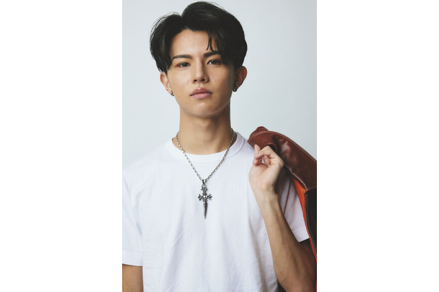 西城秀樹さんの七回忌！『女性セブン』が長男・木本慎之介をメディア初の独占撮 画像