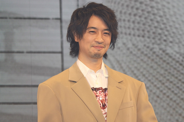 斎藤工、草彅剛は「恐ろしい」! 画像