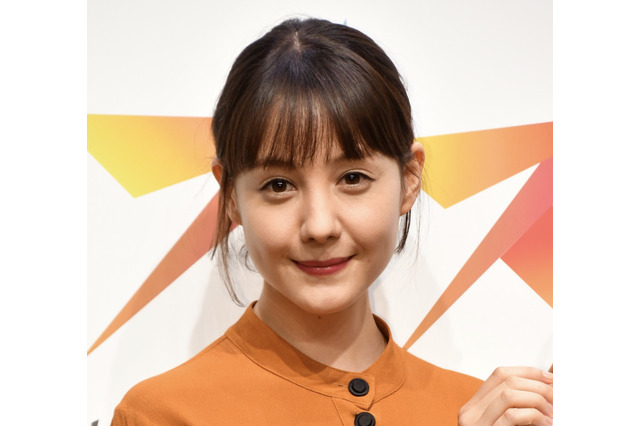 トリンドル玲奈、キャミ×ミニスカの美スタイルSHOT!藤田ニコルも思わず「可愛すぎて鳥肌立ちました!」 画像