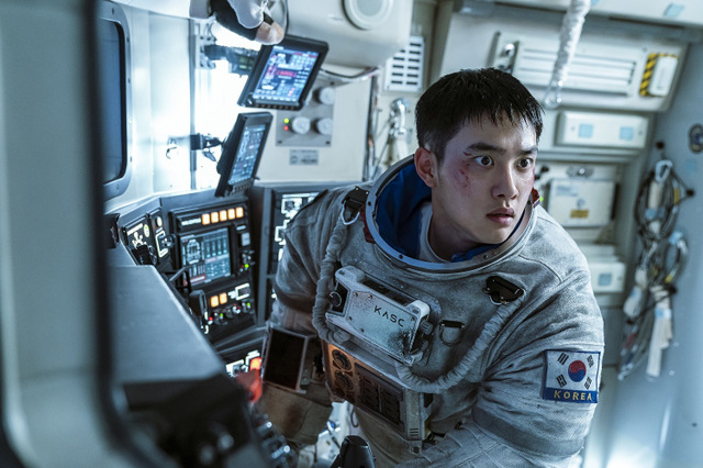 映画『THE MOON』初の本編映像!韓国の有人宇宙ロケットの発射成功をリポート 画像