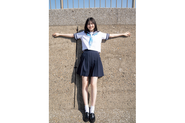 櫻坂46・的野美青、夏グラビアで“爽やか的野”全開！ 画像
