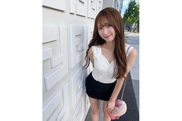 NMB48・原かれん、素敵なお姉さん感溢れるミニ丈夏コーデ「令和のミニスカ番長」「最高」 画像