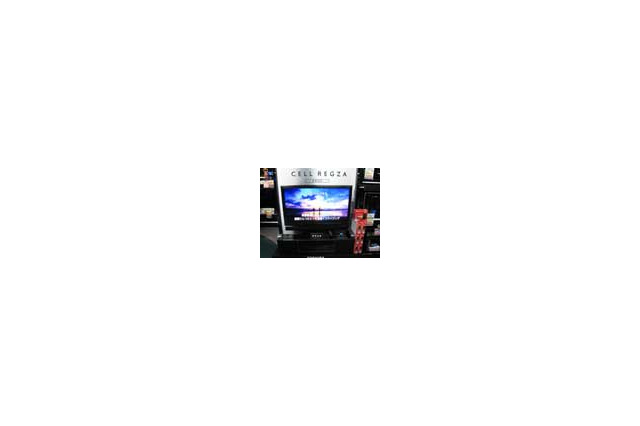 東芝の「CELL REGZA 55X1」がビックカメラ池袋本店で先行展示開始！ 画像