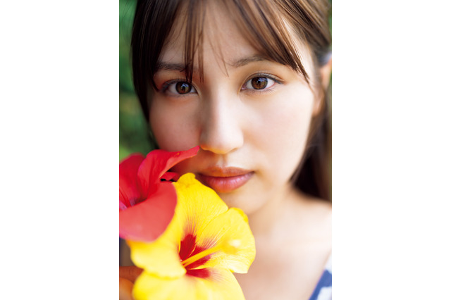 花咲楓香の1st写真集『ルーキー』、電子版リリース! 画像