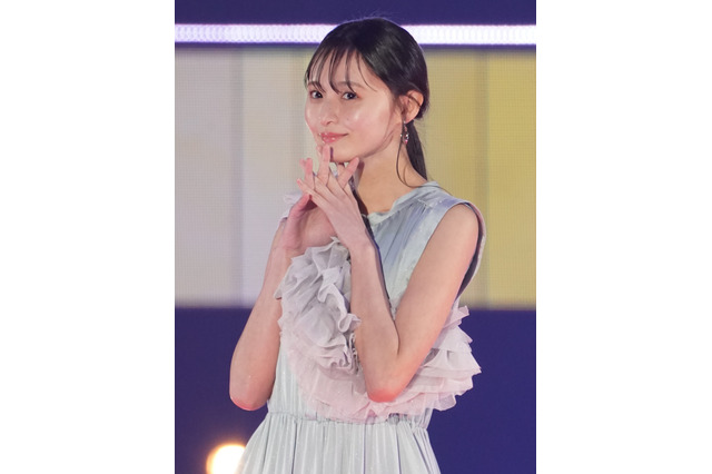 乃木坂46・遠藤さくら、生脚あらわな“パジャマ姿”の破壊力 画像