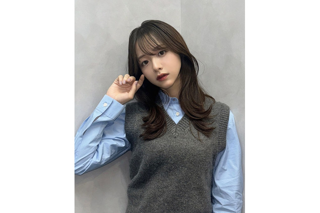 「髪を切ってレイヤーを入れてみました」森香澄の投稿写真にファン歓喜「やばい」「ぎゃんかわいい」 画像