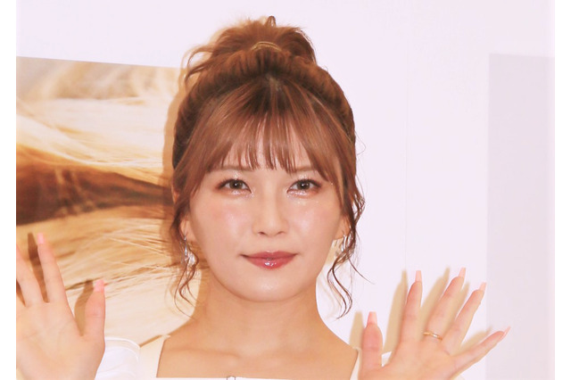 「誰かと思った…」宇野実彩子、マリリン・モンローのコスプレ披露!あまりのセクシーさにファンから反響 画像
