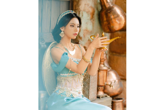 「実写版みたい」「本物以上」えなこ、『アラジン』の“美しき王女”ジャスミンに 画像