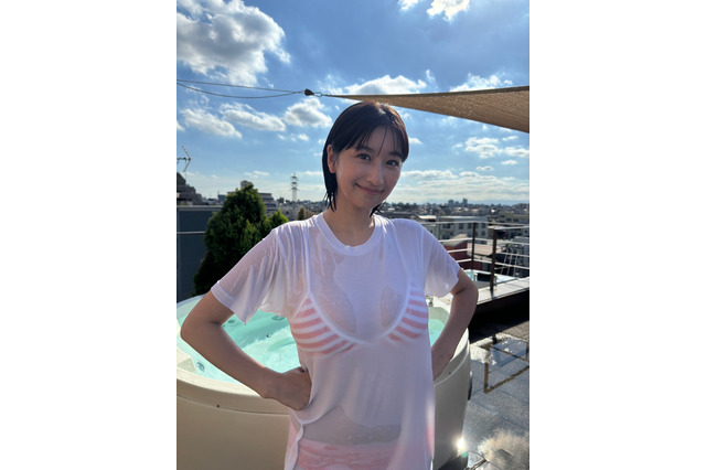 榎原依那、サウナ誌創刊号の表紙に！ 濡れTシャツのオフショに反響 画像