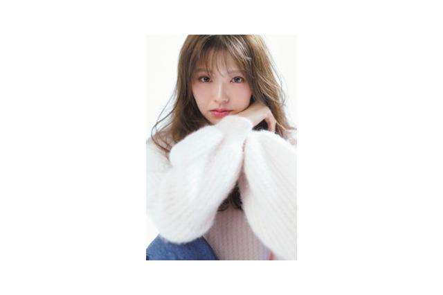 鈴木ゆうか、『andGIRL』レギュラーモデルに加入！ 一問一答や通勤コーデ企画にも登場 画像