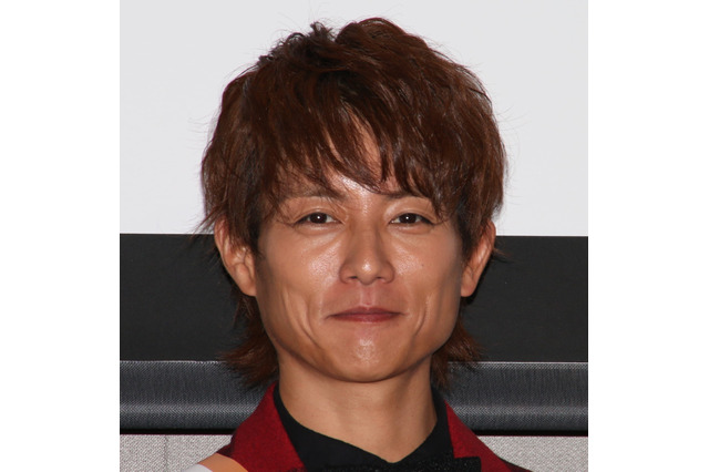 杉浦太陽、ウルトラマン忘年会の写真公開! 戦闘力高すぎる“ハッシュタグ”に注目 画像