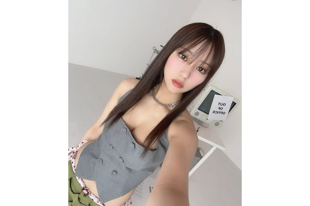 『NYLON』の田中美久が“ビジュ強い”と話題「これはたまらん」「カッコいいみくりんで新鮮！」 画像