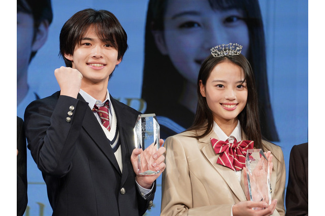 三浦舞華＆今井暖大が第12回日本制服アワードグランプリ受賞、憧れは「出口夏希＆北川景子」と「菅田将暉」 画像