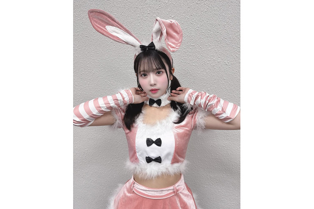 NMB48・芳賀礼のバニーガール姿が「かわいすぎる」と話題！ 太ももチラ見せでセクシーさも… 画像
