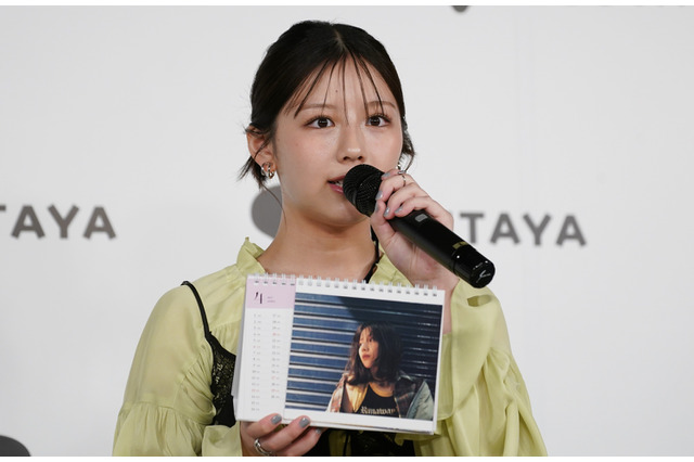 渡邉美穂、新作カレンダーのお気に入りはアンニュイな横顔カット「大人っぽく仕上がった」 画像