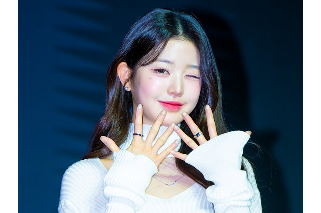 美髪なびかせ…IVE・ウォニョン、ダイソン韓国公式アンバサダーに就任！眩いイメージカットも公開 画像