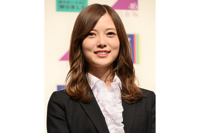 白石麻衣の美しさ際立つ『東カレ』表紙ビジュアル解禁! 画像