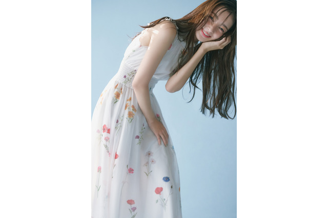 宮本茉由、夏コレクション着こなし！大人かわいい×美スタイルに注目 画像