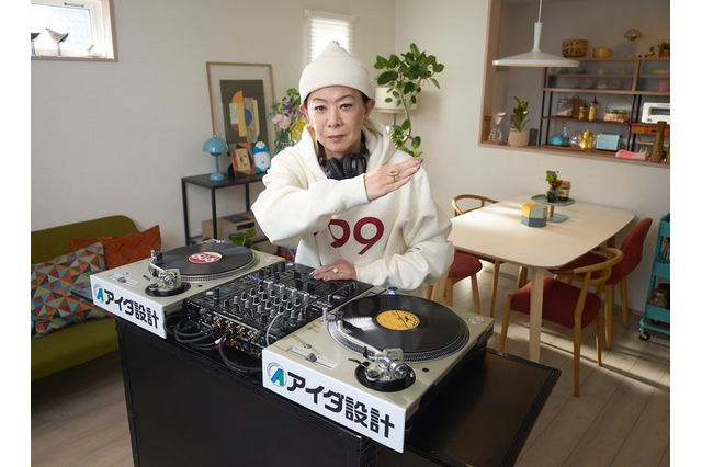 美川憲一が“DJ”に!?「素敵」「可愛いすぎる」と反響 画像