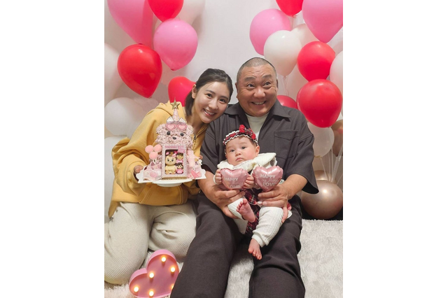 西野未姫、家族ショットで“愛娘のハーフバースデー”を報告「もう半年も…」「すっごく幸せそう」 画像