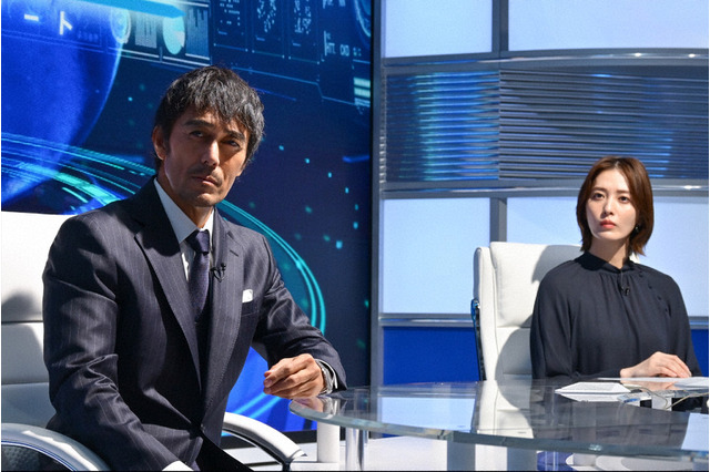 破天荒男がオンライン賭博の闇を暴く！ 阿部寛主演『キャスター』第2話 画像