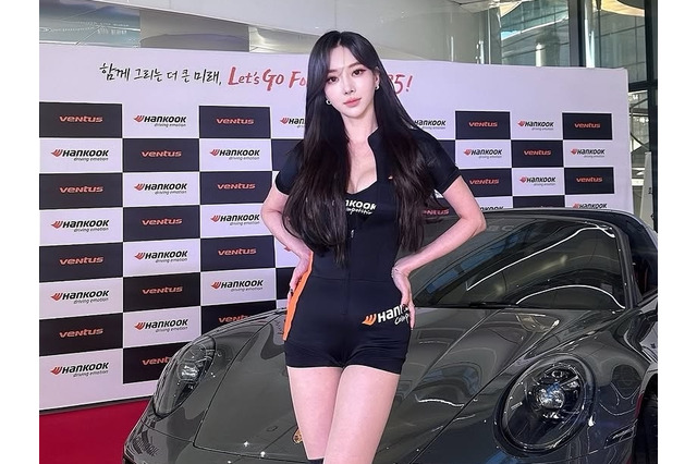 韓国の美しきレーシングモデル、“マネキン級”の長身スタイルに釘付け…「人形かと思った」絶賛続々【PHOTO】 画像