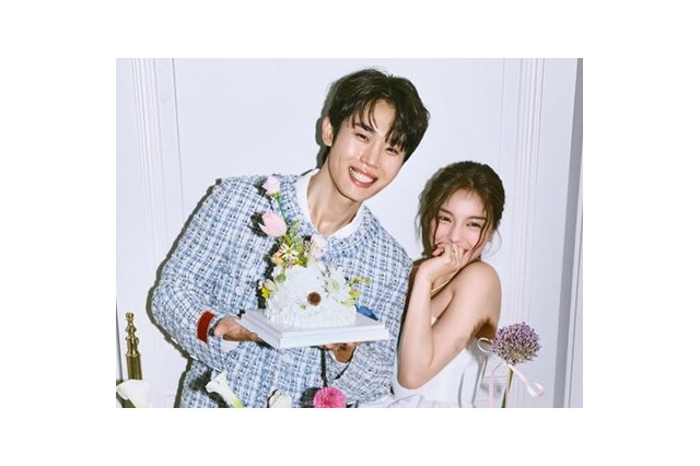 本日結婚!!『愛の不時着』歌手と『脱出おひとり島』出演実業家、ハネムーンはモルティブへ 画像