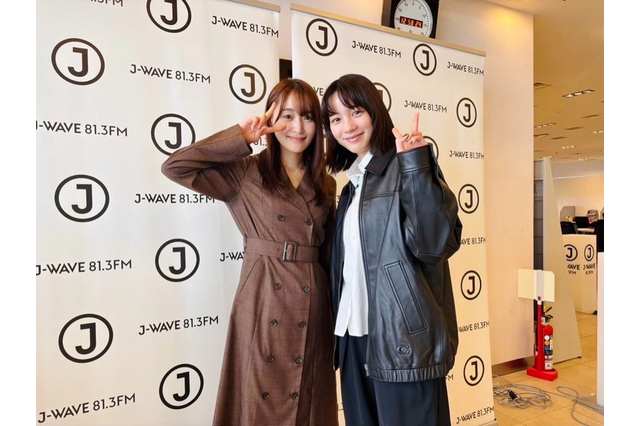 のん、元櫻坂46・菅井友香とのツーショット公開!ドラマ『幸せカナコの殺し屋生活』で共演 画像