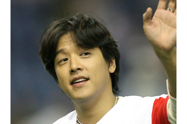 ヨン様の代わりに『冬ソナ』出演の可能性があった元祖韓流プリンス、19歳下の再婚妻を公開 画像