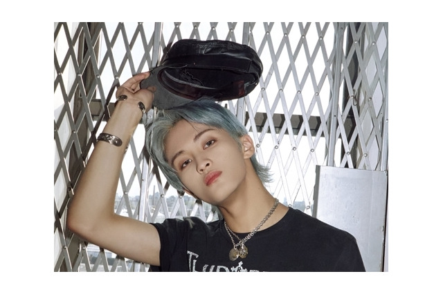 NCT・マーク、中国ポップアップにサプライズ登場!ファン4000人と『1999』ダンス 画像