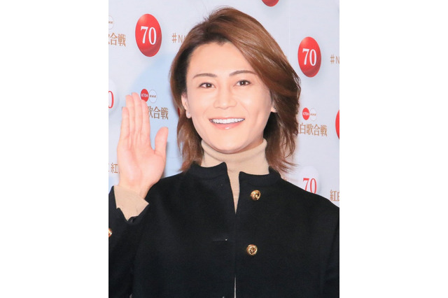 氷川きよし、江戸小紋で京都満喫！ 美しすぎる着物ショット公開 画像